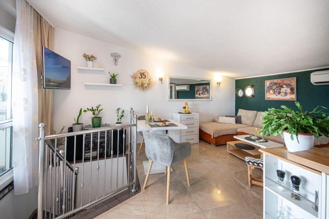 Holiday Home Nevera มาคาร์สกา ภายนอก รูปภาพ