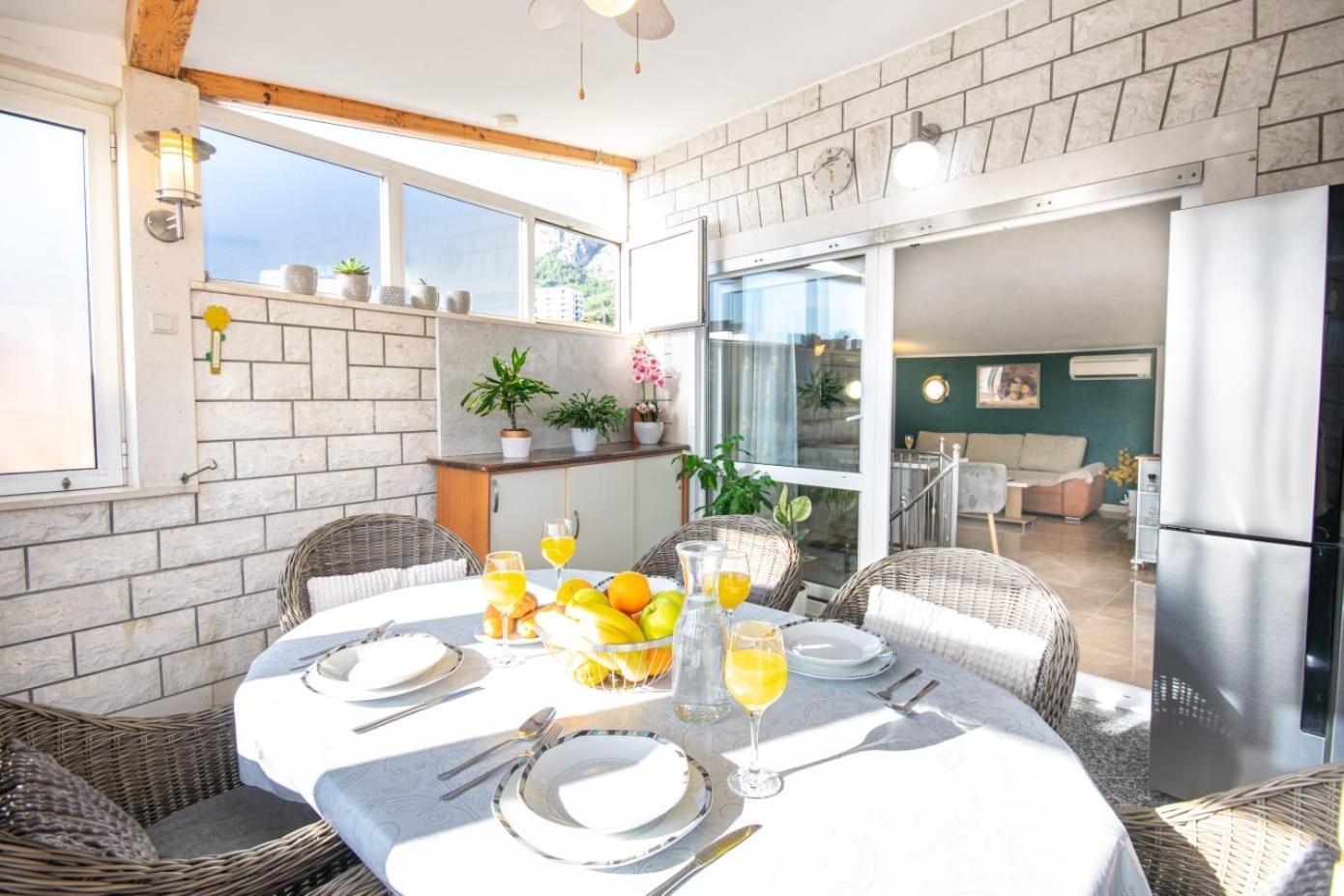 Holiday Home Nevera มาคาร์สกา ภายนอก รูปภาพ